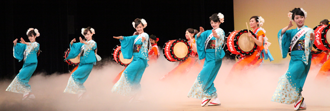 祭り会期8月1日～4日 中央通りにて